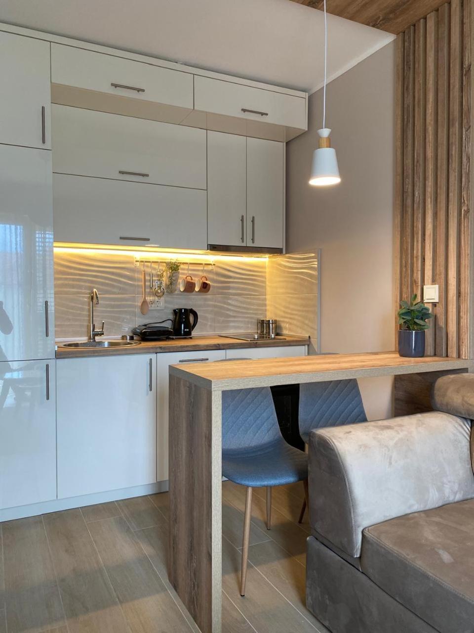 Apartman Tara 티바트 외부 사진